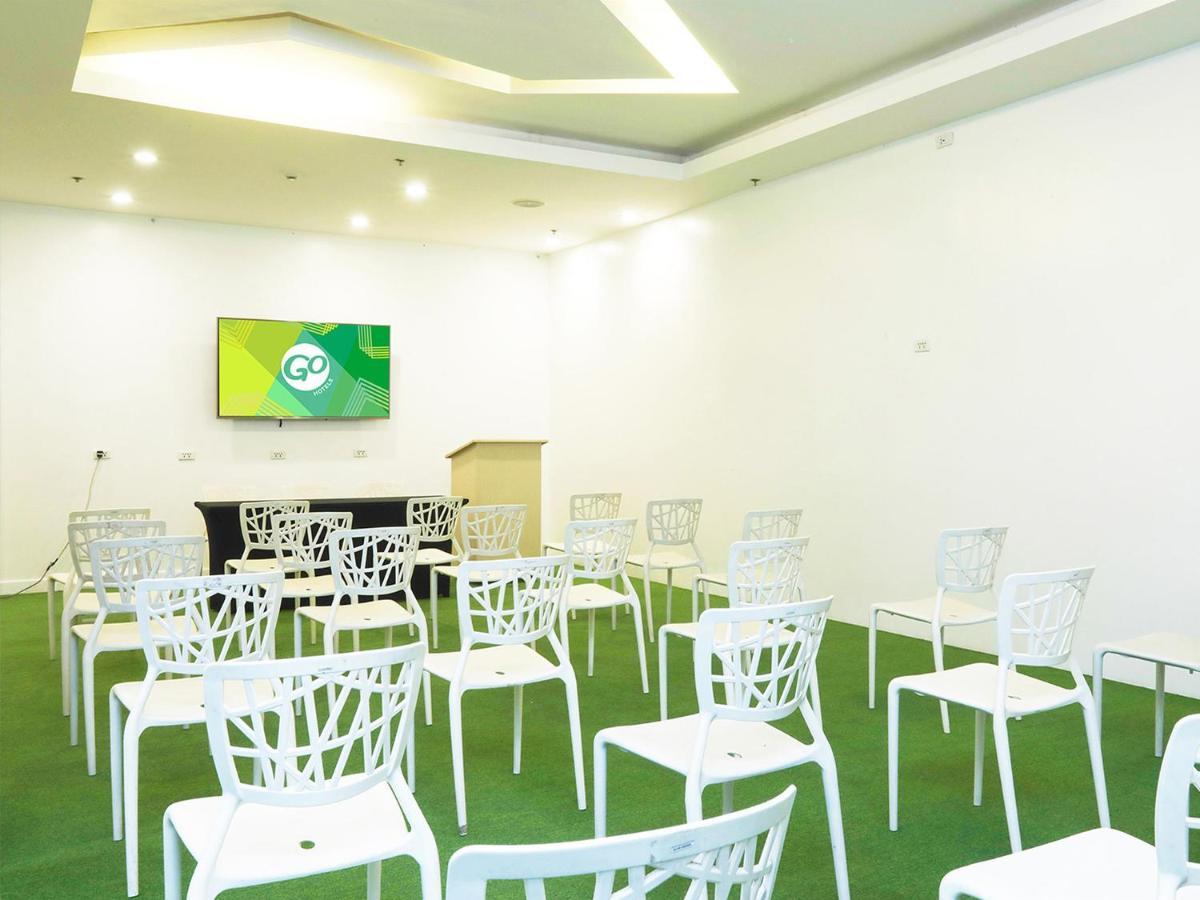 Go Hotels Timog Quezón by Eksteriør bilde