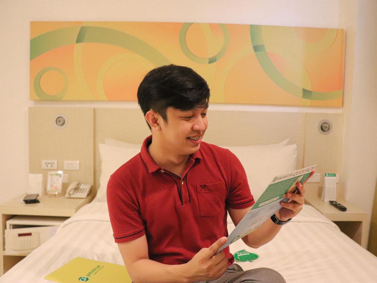 Go Hotels Timog Quezón by Eksteriør bilde