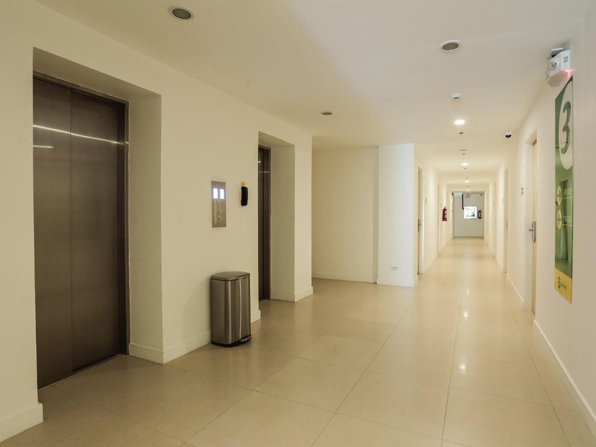 Go Hotels Timog Quezón by Eksteriør bilde