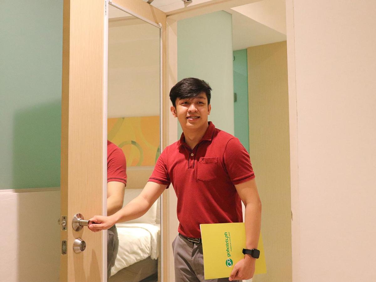 Go Hotels Timog Quezón by Eksteriør bilde