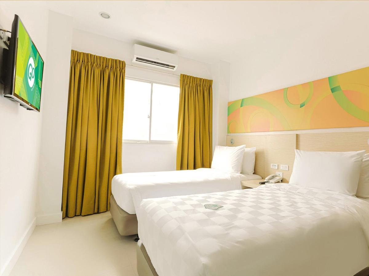 Go Hotels Timog Quezón by Eksteriør bilde