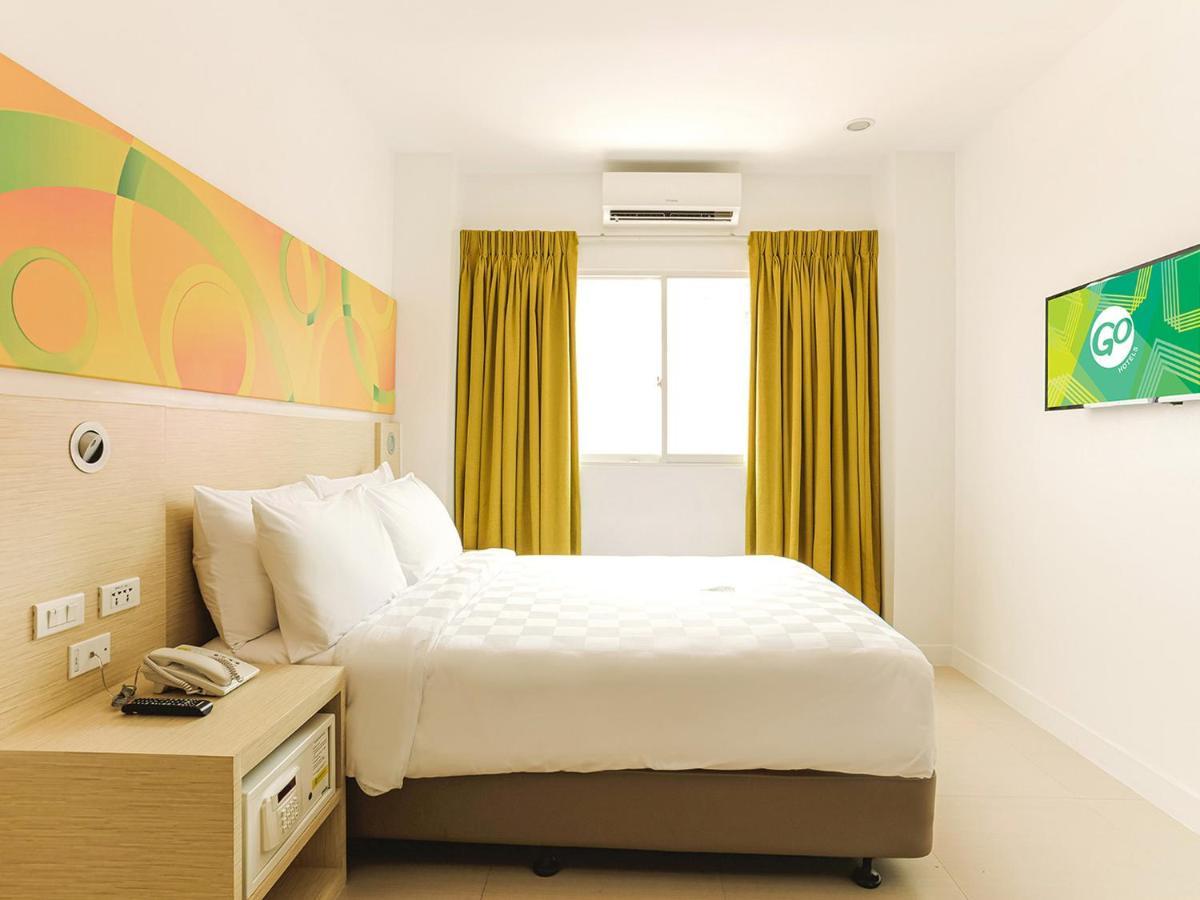 Go Hotels Timog Quezón by Eksteriør bilde