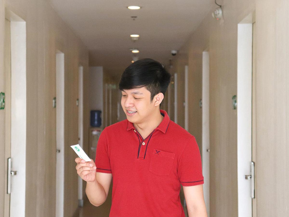 Go Hotels Timog Quezón by Eksteriør bilde