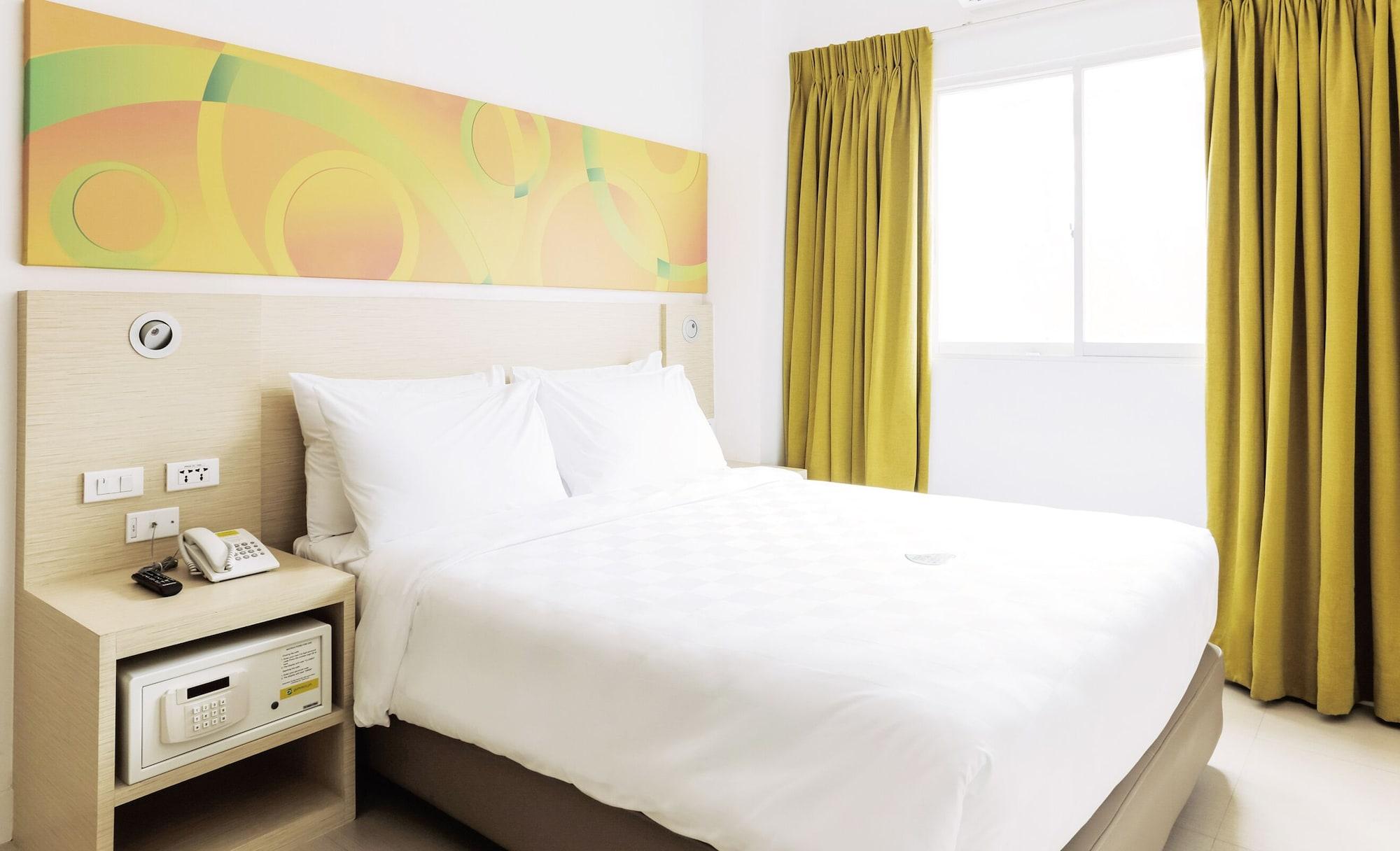 Go Hotels Timog Quezón by Eksteriør bilde